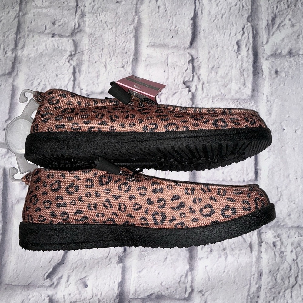 Simply Southern Slip-On Animal Print Shoes (NEW) Size 9 - Picture 5 of 6
